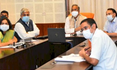 सीएम ने की कोविड अस्पतालों के चिकित्सकों एव मरीजों से बात