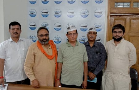 क्या उत्तराखंड में रंग ला सकता है आप का दिल्ली मॉडल?
