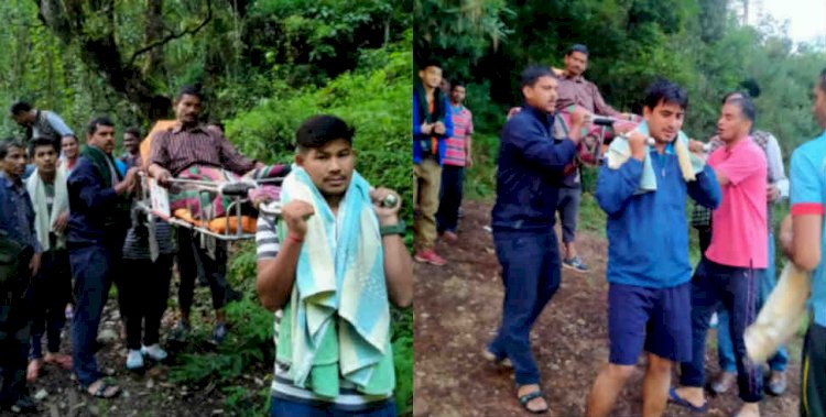 गैरसैंण: पांच किलोमीटर कंधे पर लाना पड़ा मरीज को