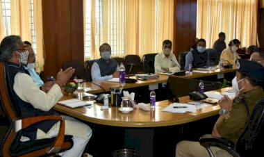 त्यौहारी सीजन में कोविड-19 पर प्रभावी नियंत्रण के लिए सीएम ने दिए अधिकारियों को निर्देश