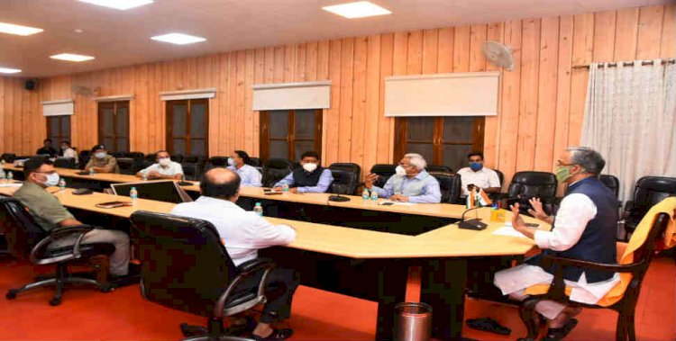देहरादून :सीएम ने की कुम्भ मेला 2021 की तैयारियों की समीक्षा
