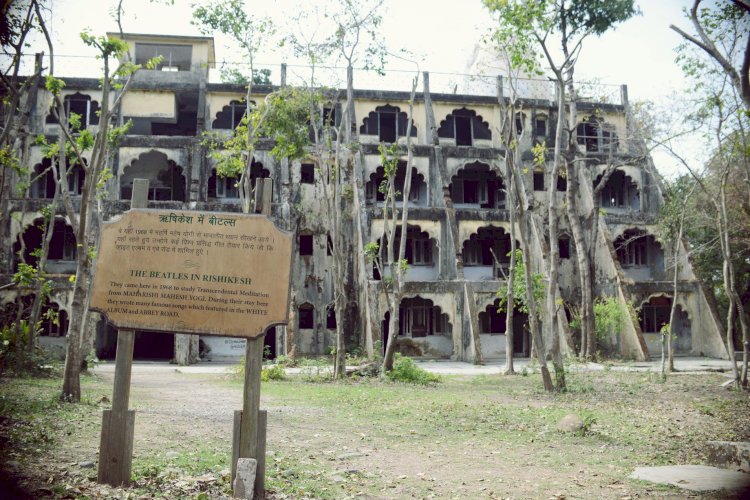 आज से पर्यटकों के लिए खुली चौरासी कुटिया 