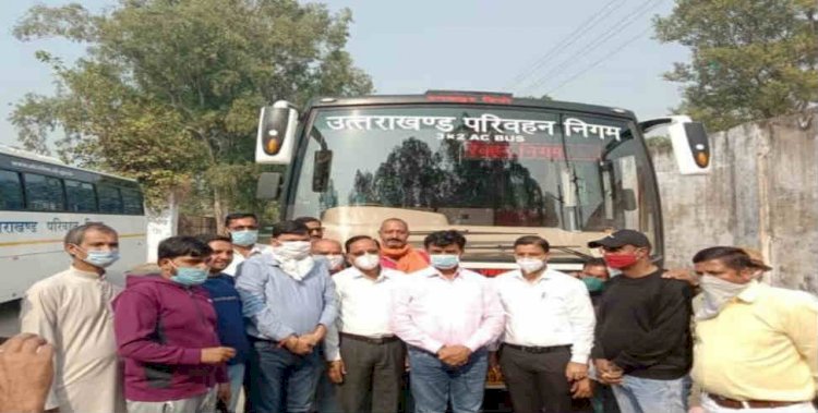 टनकपुर से दिल्ली व देहरादून के लिए AC बसों का संचालन शुरू