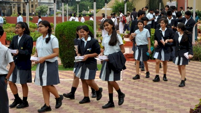 CBSE की 10वीं और 12वीं बोर्ड परीक्षा 2021 की डेटशीट जारी