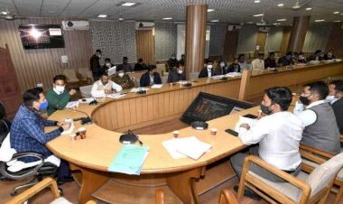 मेलाधिकारी दीपक रावत ने दिए 20 फरवरी तक सभी व्यवस्थाएं पूर्ण करने के निर्देश