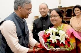 राज्यपाल से मिलेंगे सीएम त्रिवेन्द्र, उसके बाद होगी प्रेस कॉन्फ्रेंस