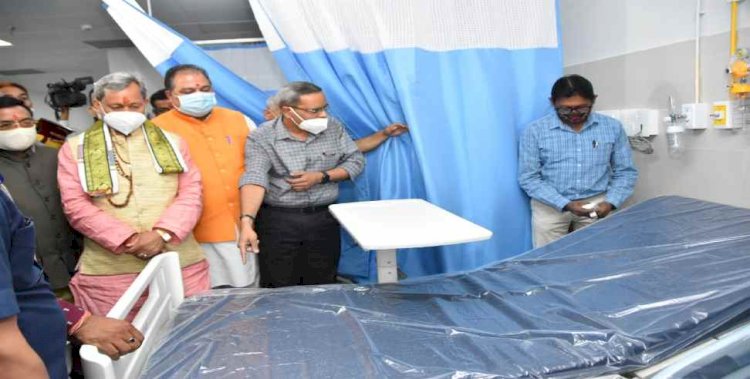 देहरादून: सीएम ने किया 100 बेड के अस्पताल ब्लॉक का उद्घाटन