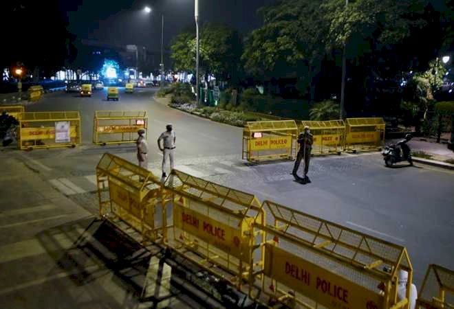 बिग ब्रेकिंग :  पौड़ी जिले के इन क्षेत्रों में 10 मई तक बढ़ा कोरोना कर्फ्यू, देखें आदेश