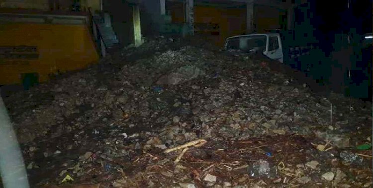 बड़ी खबर:घनसाली में बादल फटने से तबाही, मलबे में फंसे वाहन