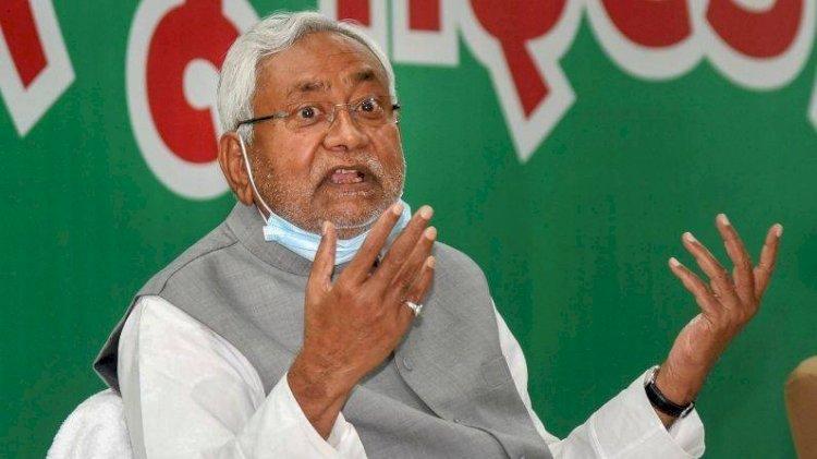 युवक की सीएम से गुहार लॉकडाउन में शादियां रोक दें, ताकि रुक जाए गर्लफ्रेंड की शादी