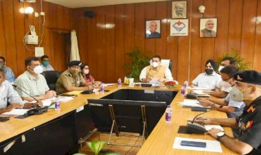 आपदा के मद्देनजर सीएम ने अफसरों को दिए अलर्ट मोड में रहने के निर्देश