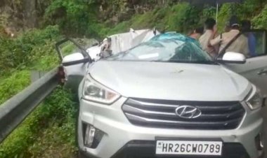 उत्तराखंड: कार पर गिरा बोल्डर, एक पर्यटक की दर्दनाक मौत, महिला घायल