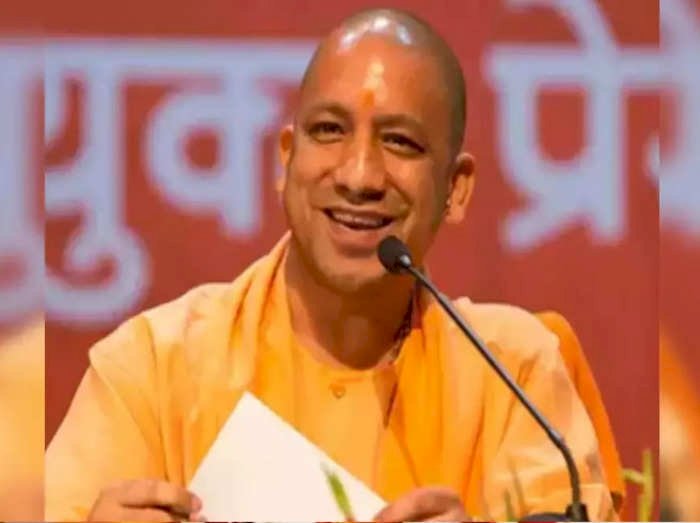 फिर टॉप पर नजर आए योगी सोशल मीडिया में,लोगों ने  #UPNUMBER1  ट्रेंड को बनाया नम्बर वन
