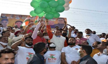 सीएम धामी ने किया 'एक दौड़ देश के नाम' का फ्लैग ऑफ