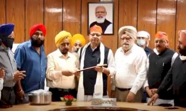 गुरूद्वारों के अध्यक्षों और प्रतिनिधियों ने सीएम पुष्कर सिंह धामी के माध्यम से पीएम मोदी का जताया आभार