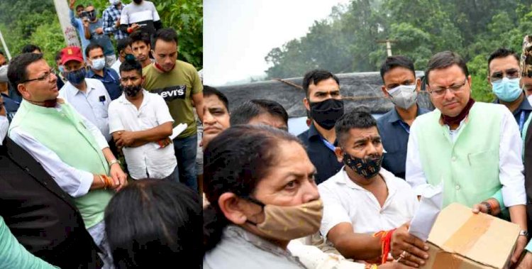 सीएम धामी ने खाबड़वाला गांव में अतिवृष्टि से हुए नुकसान का जायजा लिया