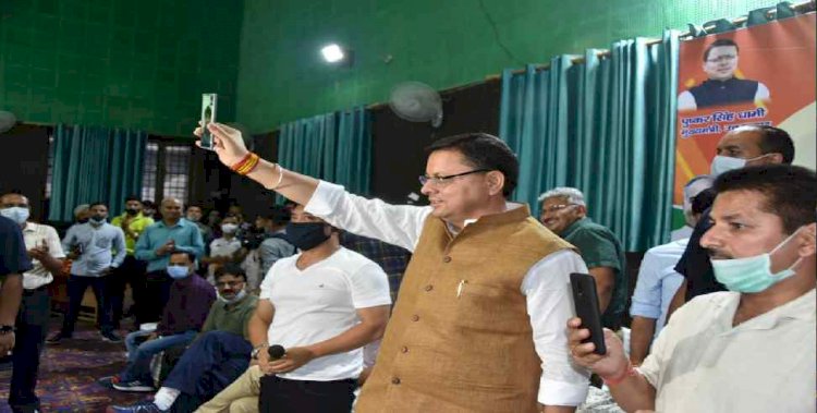 जानिए कब तक मिलने वाले हैं डिग्री कॉलेज के छात्र-छात्राओं के टैबलेट पीसी