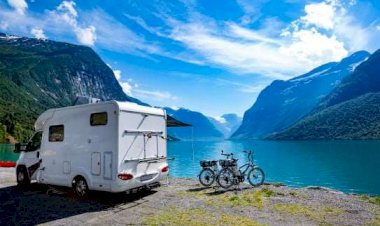 पर्यटक अब इस लक्जरी कैरवान वैन में कर सकते हैं उत्तराखंड की सैर, पर्यटन मंत्री ने की शुरुआत