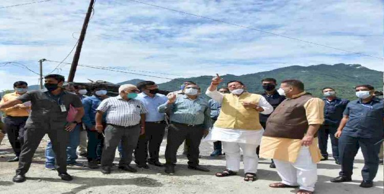 देहरादून-मसूरी रोड पर कोलूखेत लैंड स्लाइड जोन के स्थाई समाधान के सीएम ने दिए निर्देश