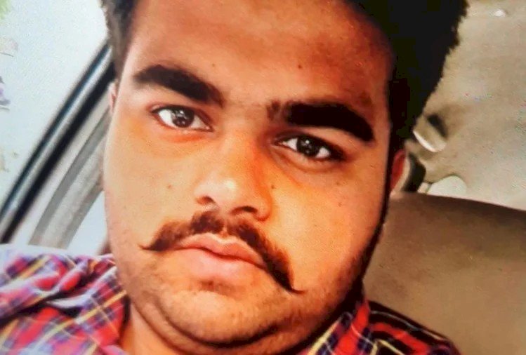 होटल में मिला आप के पूर्व प्रदेश अध्यक्ष के बेटे का शव, पुलिस जांच जारी
