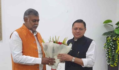 सीएम धामी से मिले केन्द्रीय राज्य मंत्री प्रह्लाद पटेल