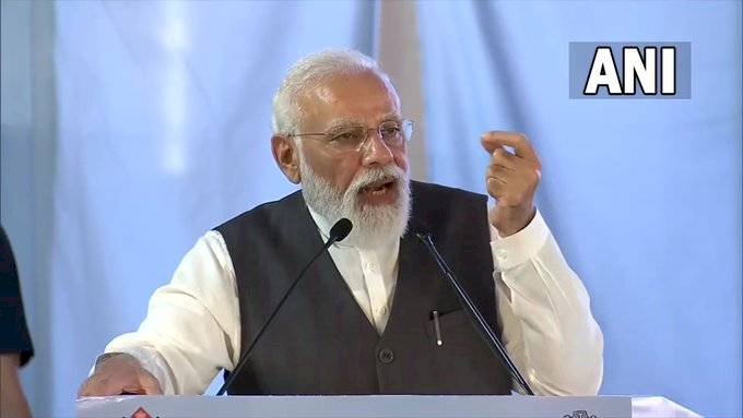 ऋषिकेश एम्स पहुंचे पीएम मोदी, 35 आक्सीजन प्लांट का किया वर्चुअल लोकार्पण