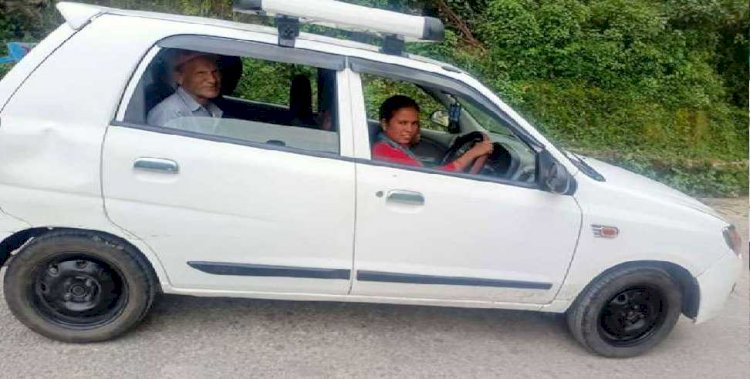 टिहरी की मंजू भंडारी ने पेश की मिसाल, खुद थामा स्टेयरिंग और परिवार को दिया मजबूत सहारा