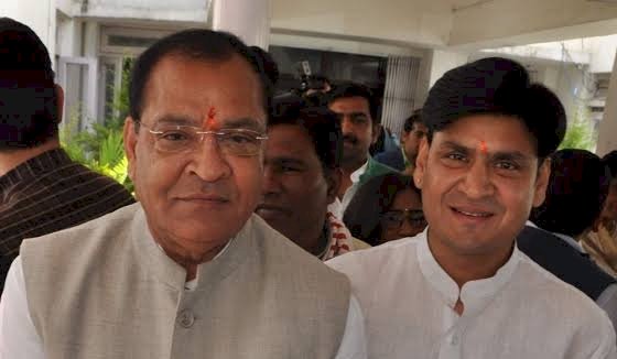 बड़ी खबर: कैबिनेट मंत्री यशपाल आर्य अपने विधायक पुत्र संजीव के साथ करेंगे 'घर वापसी'!