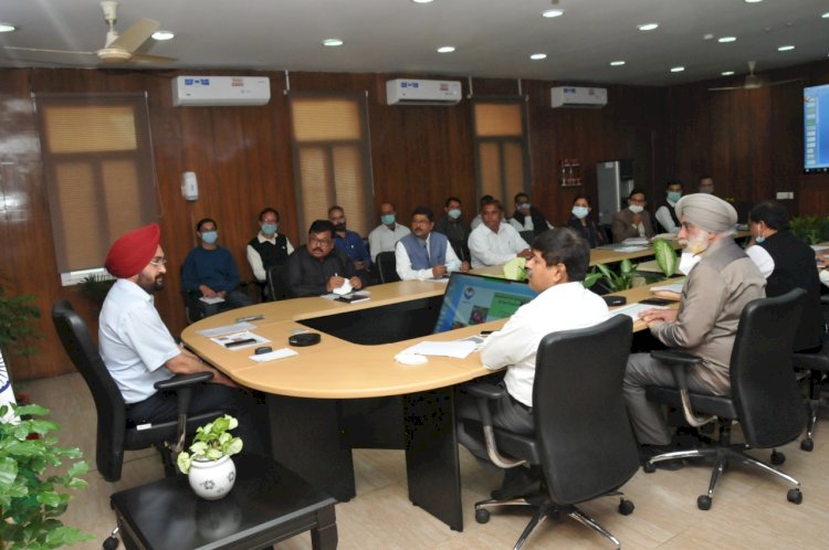 मुख्य सचिव ने को उद्यान विभाग की समीक्षा