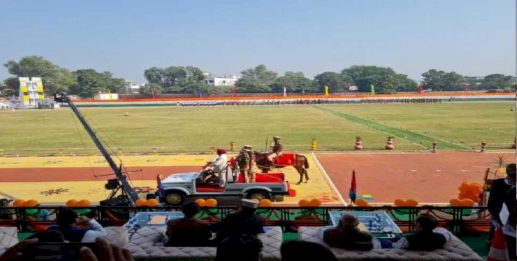 राज्य स्थापना दिवस: राज्यपाल ने किया परेड का निरीक्षण, सीएम ने की बड़ी घोषणाएं