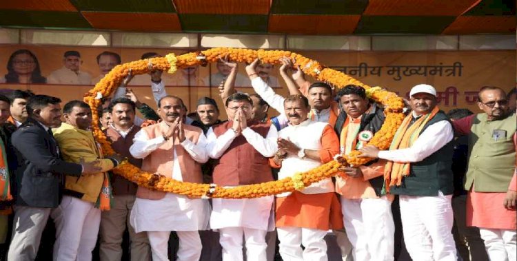 अल्मोड़ा: देघाट में सीएम धामी ने किया विकास कायों का शिलान्यास व लोकार्पण