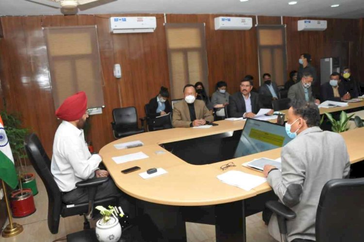 पर्यटकों की सुविधा के लिए एक गाइडेंस ऐप तैयार करने के मुख्य सचिव ने दिए निर्देश