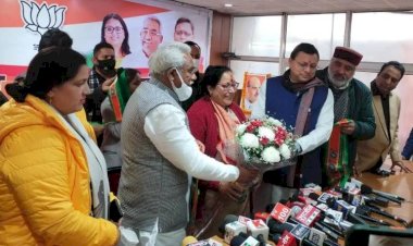 भाजपा में शामिल हुई पूर्व विधायक और महिला कांग्रेस की प्रदेश अध्यक्ष सरिता आर्य