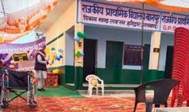 मतदाताओं को मिल रहा है वीआईपी ट्रीटमेंट, रेड कार्पेट पर फूलों से किया स्वागत