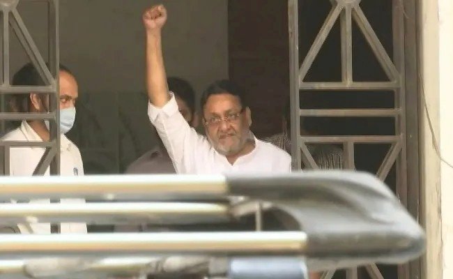 महाराष्ट्र के कैबिनेट मंत्री और एनसीपी नेता नवाब मलिक गिरफ्तार