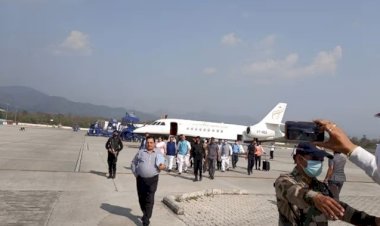 रक्षा मंत्री राजनाथ सिंह पर्यवेक्षक बन कर देहरादून पहुंचे, कुछ देर में होगा नए सीएम का ऐलान