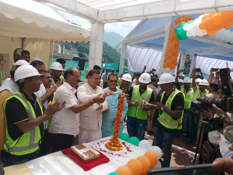 ऋषिकेश-कर्णप्रयाग रेल लाइन का पहला गूलर से शिवपुरी टनल ब्रेक-थ्रू