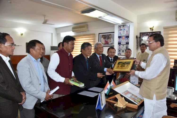 मुख्यमंत्री से रं कल्याण संस्था के प्रतिनिधियों ने की भेंट