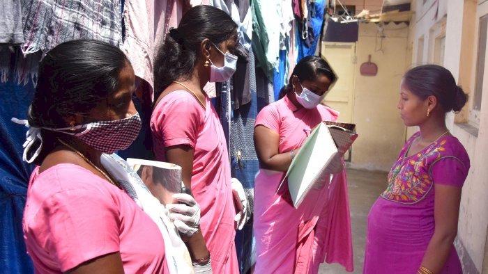 आशा वर्करों के काम की निगरानी अब एप से होगी