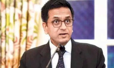 कानून मंत्री के बयान के बयान पर CJI चंद्रचूड़ का करारा पलटवार