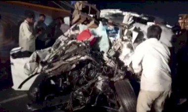 गुजरात के नवसारी में एसयूवी-बस की टक्कर में 9 की मौत, कई घायल