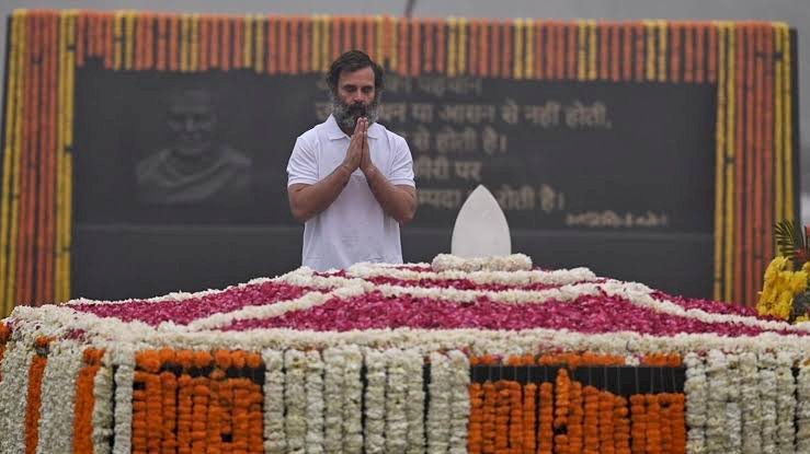 अटल जी को श्रद्धांजलि देकर राहुल गांधी ने कायम की नई परंपरा