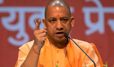 कांग्रेस नेता की योगी आदित्यनाथ को भगवा कपड़ा छोड़ने की सलाह