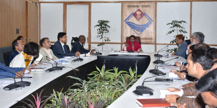 फाइलों पर आपत्तियां लगाने के स्थान पर उनका त्वरित निराकरण करें-एसीएस 