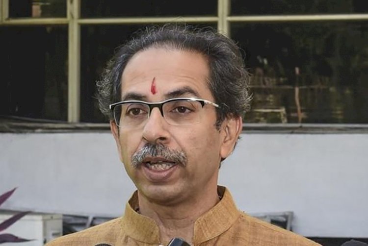 उद्धव ठाकरे गुट पहुंचा  सुप्रीम कोर्ट, एकनाथ शिंदे गुट को असली शिवसेना मानने के चुनाव आयोग के फैसले पर रोक की मांग
