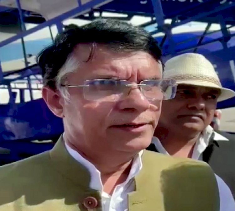 पीएम के खिलाफ टिप्पणी मामला : सुप्रीम कोर्ट ने पवन खेड़ा को 28 फरवरी तक अंतरिम जमानत पर रिहा करने का आदेश दिया