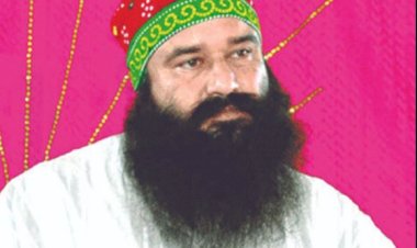 धार्मिक भावनाओं को आहत करने के आरोप में गुरमीत राम रहीम के खिलाफ एफआईआर दर्ज