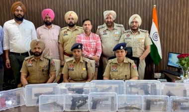 कंग गिरोह के छह सदस्य पिस्टल के साथ गिरफ्तार