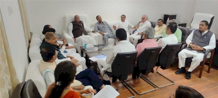 अडानी मुद्दे पर ईडी दफ्तर तक मार्च करेंगे विपक्षी सांसद