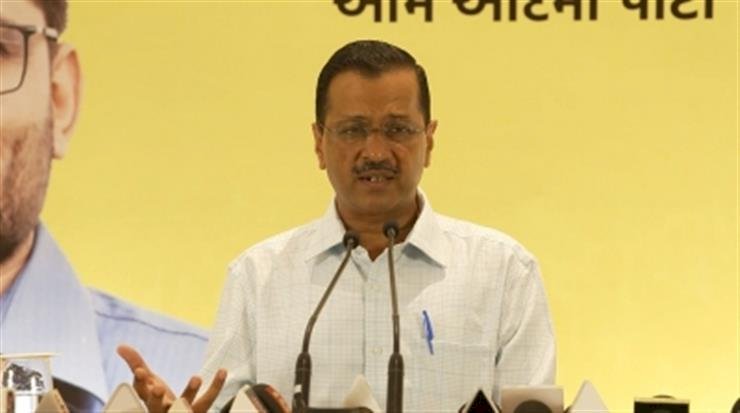 दिल्ली के बजट को 'रोकने' को लेकर CM केजरीवाल ने पीएम मोदी को लिखा पत्र